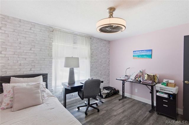 1810 W Pine Ridge Boulevard, Beverly Hills, FL 34465