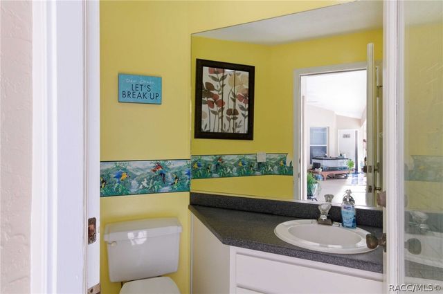 1810 W Pine Ridge Boulevard, Beverly Hills, FL 34465