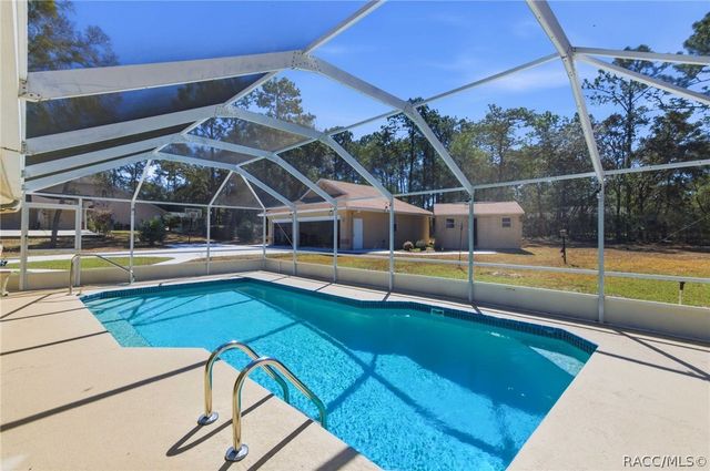 1810 W Pine Ridge Boulevard, Beverly Hills, FL 34465