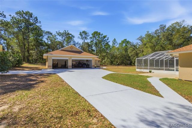 1810 W Pine Ridge Boulevard, Beverly Hills, FL 34465