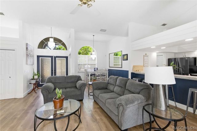 1810 W Pine Ridge Boulevard, Beverly Hills, FL 34465