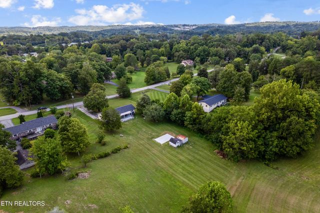 213 Arms Rd, Knoxville, TN 37924