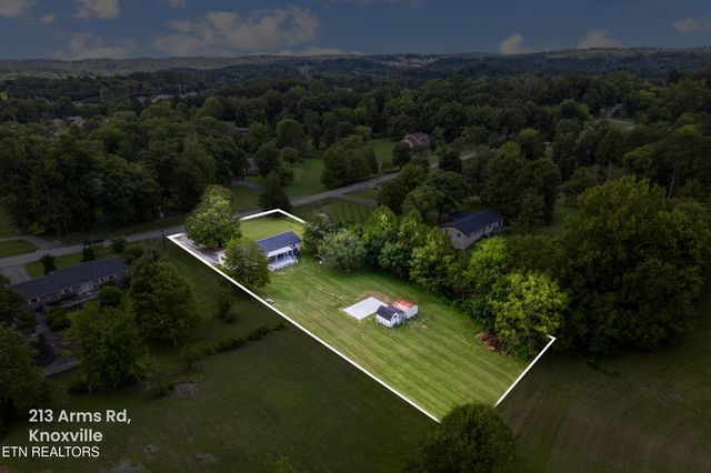 213 Arms Rd, Knoxville, TN 37924