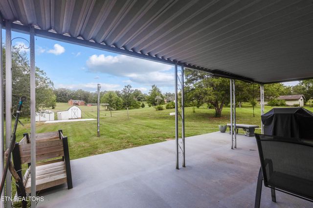 213 Arms Rd, Knoxville, TN 37924