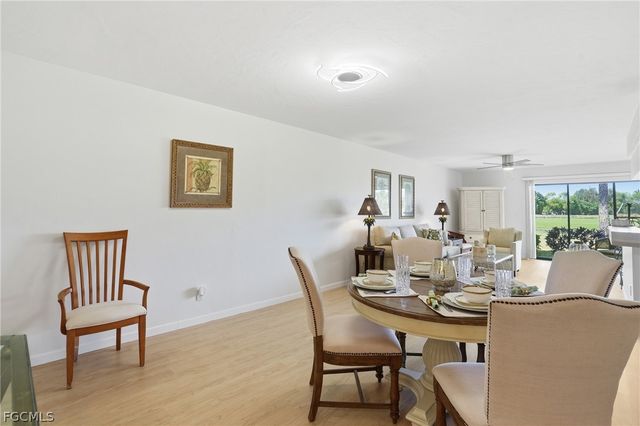 5585 Trailwinds DR 314, Fort Myers, FL 33907