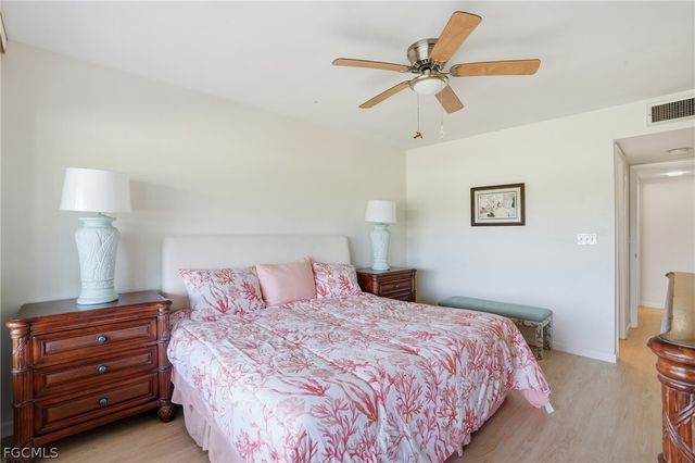 5585 Trailwinds DR 314, Fort Myers, FL 33907