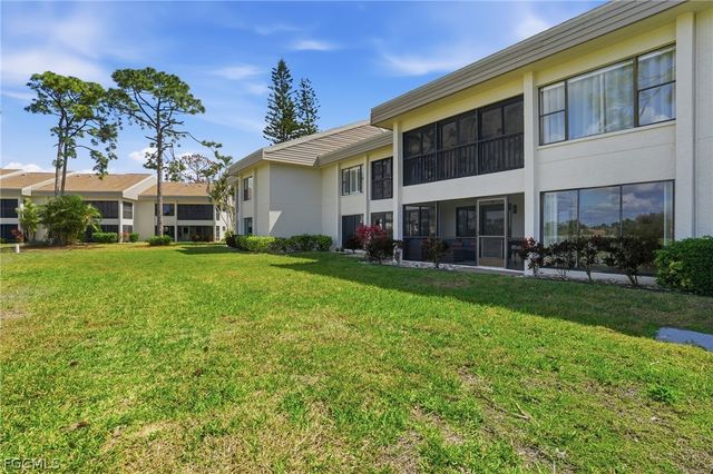 5585 Trailwinds DR 314, Fort Myers, FL 33907