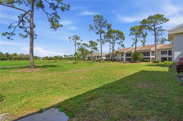 5585 Trailwinds DR 314, Fort Myers, FL 33907