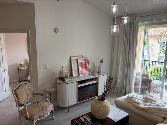 1803 N Flagler Drive 310, West Palm Beach, FL 33407