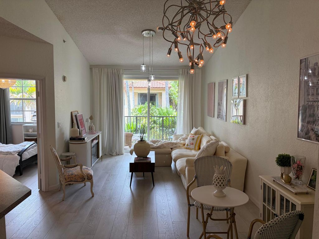 1803 N Flagler Drive 310, West Palm Beach, FL 33407