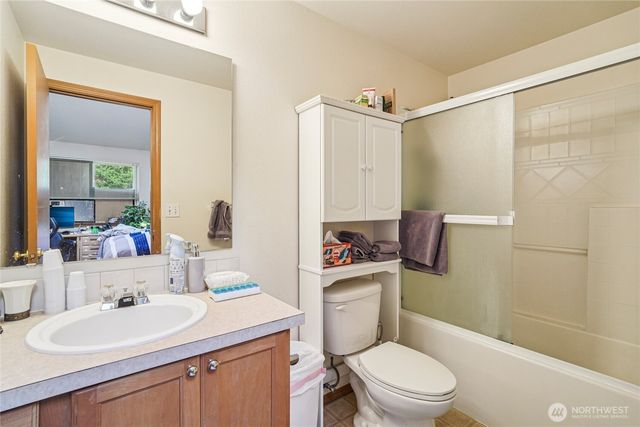 12008 12010 119th Avenue E, Puyallup, WA 98374