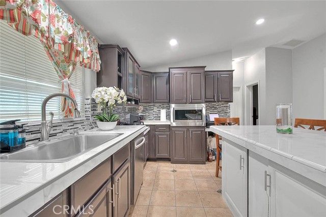 26311 Jackson 53, Murrieta, CA 92563