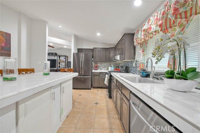 26311 Jackson 53, Murrieta, CA 92563