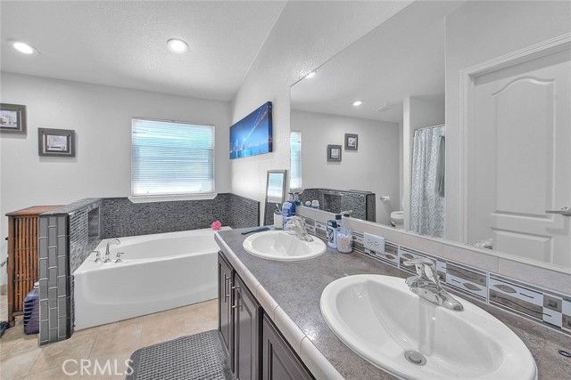 26311 Jackson 53, Murrieta, CA 92563