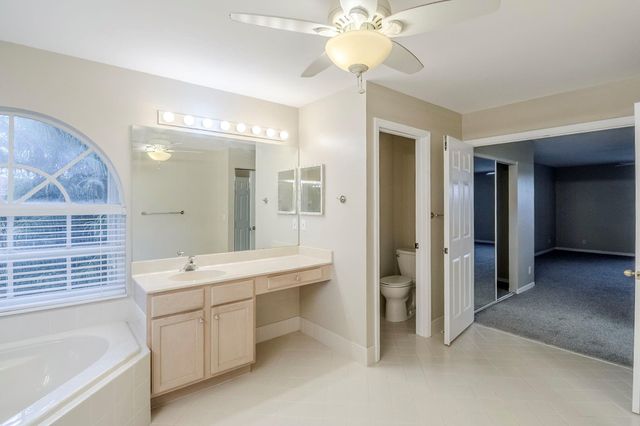 11102 Alameda Bay Ct, Wellington, FL 33414