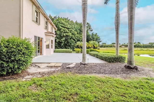 11102 Alameda Bay Ct, Wellington, FL 33414