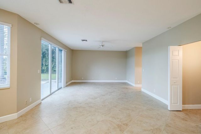 11102 Alameda Bay Ct, Wellington, FL 33414