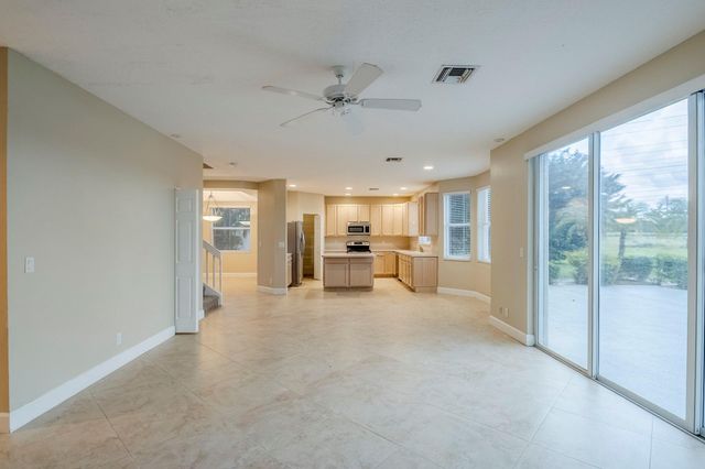 11102 Alameda Bay Ct, Wellington, FL 33414