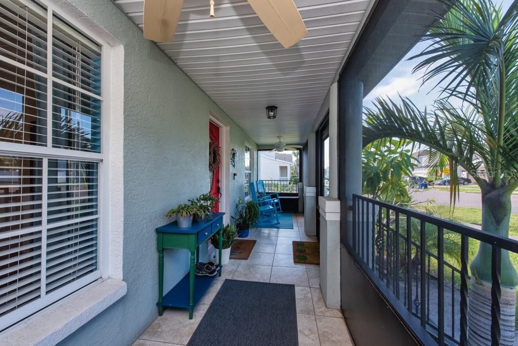 Image 3 of property listing at 7516 S MASCOTTE STREET, Tampa, FL 33616