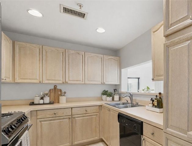 3475 Oak Valley NE Road 1610, Atlanta, GA 30326