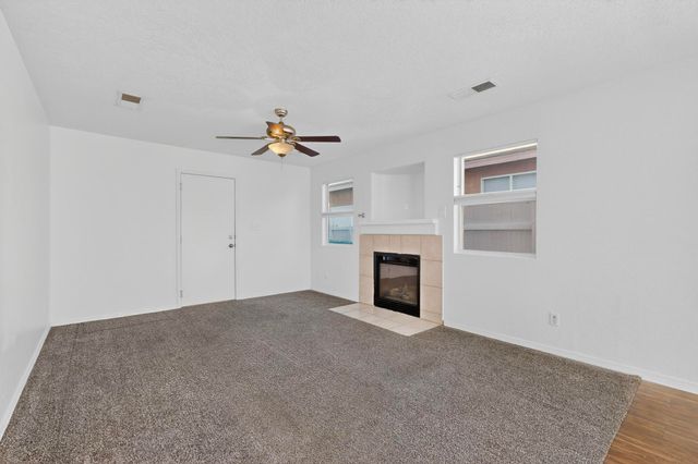 524 Lone River Trail SW, Albuquerque, NM 87121