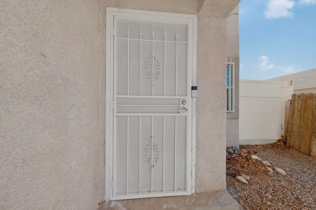 524 Lone River Trail SW, Albuquerque, NM 87121