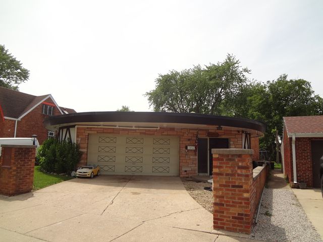 3936 S Clarence Avenue, Stickney, IL 60402