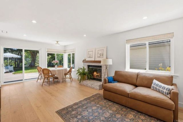 1151 Kildeer Ct, Encinitas, CA 92024