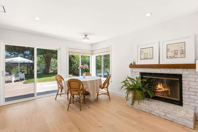 1151 Kildeer Ct, Encinitas, CA 92024