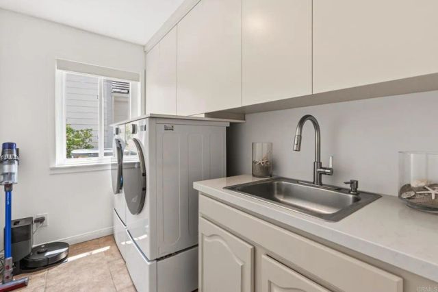 1151 Kildeer Ct, Encinitas, CA 92024