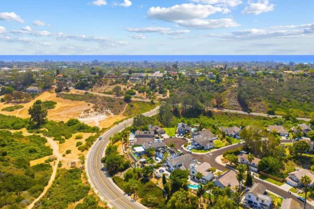 1151 Kildeer Ct, Encinitas, CA 92024