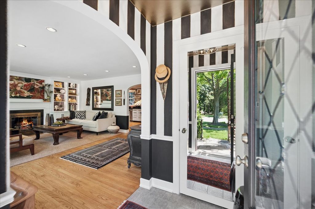 1871 Elmwood Drive, Highland Park, IL 60035 — photo 3
