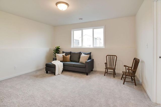 6738 67th Avenue S, Horace, ND 58047