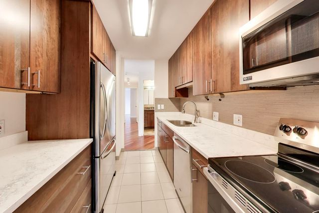 901 S PLYMOUTH Court 303, Chicago, IL 60605