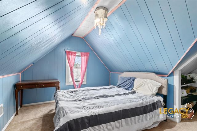 2926 Charlesgate Avenue, Wyoming, MI 49509