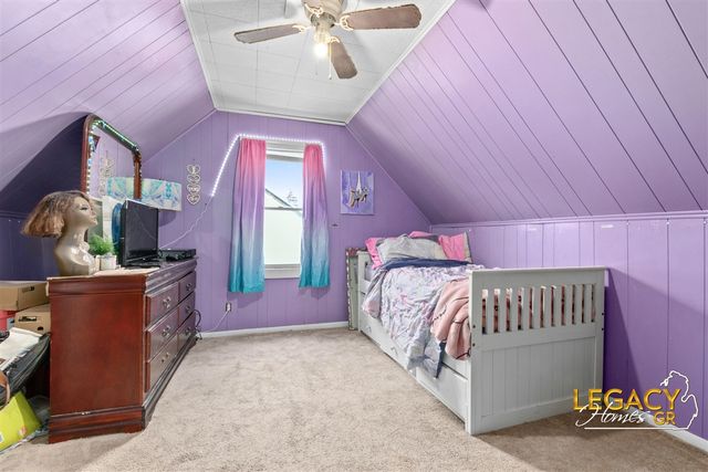 2926 Charlesgate Avenue, Wyoming, MI 49509