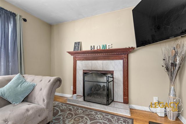 2926 Charlesgate Avenue, Wyoming, MI 49509