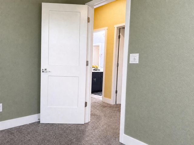 10021 Carinata Dr, Elk Grove, CA 95757