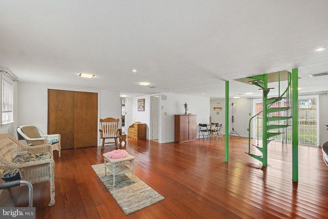 1033 S MOUNT JOY ST, Elizabethtown, PA 17022