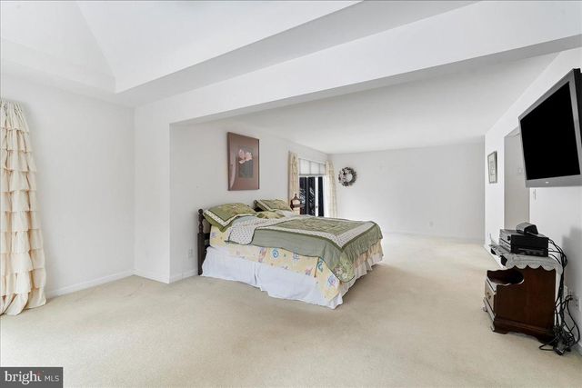 531 CHANDLER MILL RD, Kennett Square, PA 19348