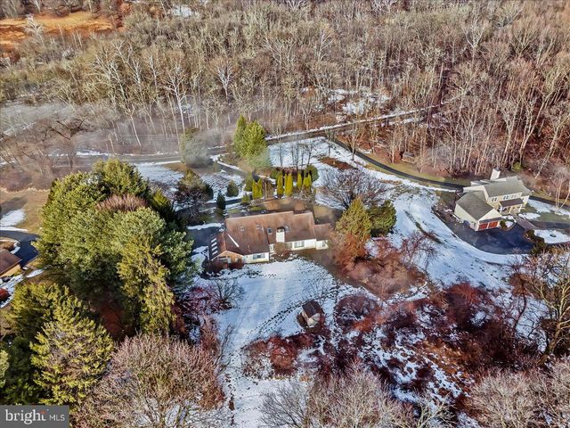 531 CHANDLER MILL RD, Kennett Square, PA 19348