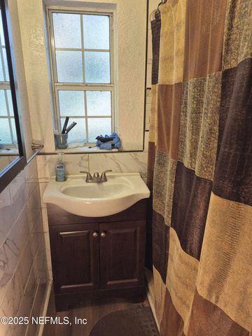282 BYRD Road, Crescent City, FL 32112