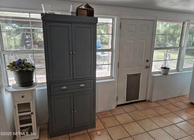 282 BYRD Road, Crescent City, FL 32112