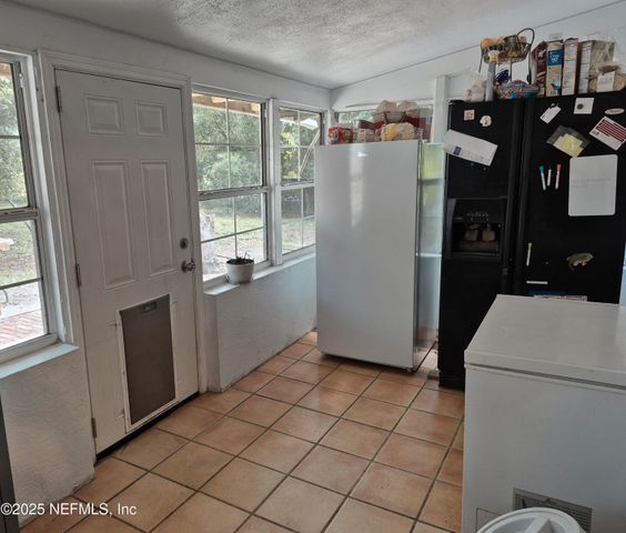 282 BYRD Road, Crescent City, FL 32112