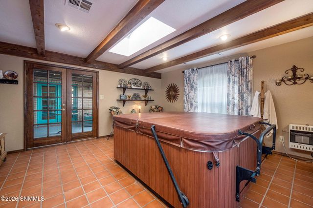 2303 Uranus Avenue, Las Cruces, NM 88012