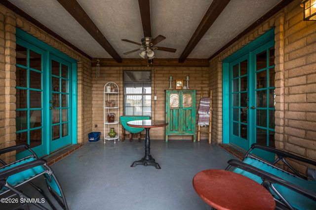 2303 Uranus Avenue, Las Cruces, NM 88012