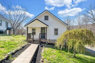 105 Mamie AVE, Rocky Mount, VA 24151