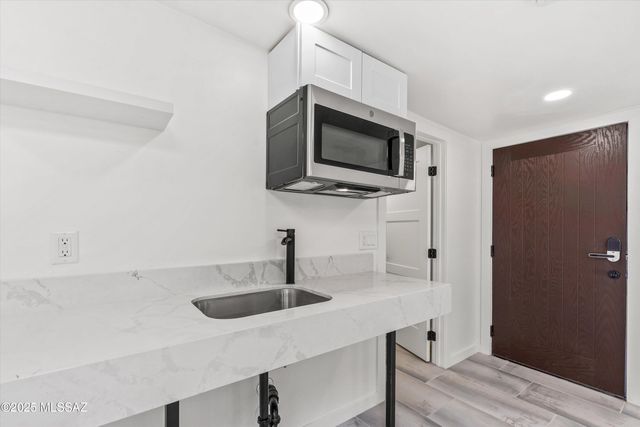 443 S Stone Avenue, Tucson, AZ 85701