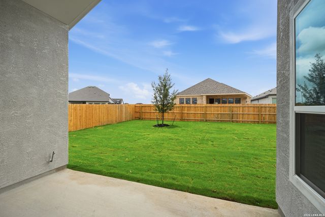 165 Mountain Oak, Castroville, TX 78009