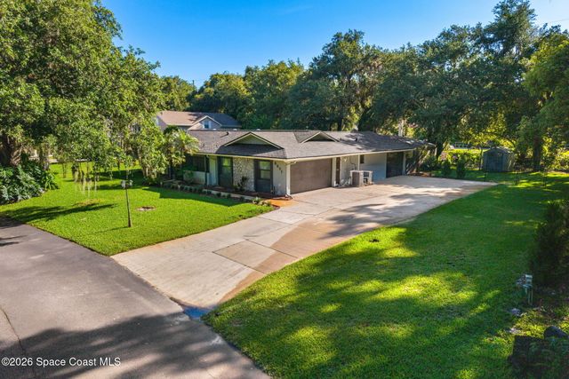 3271 Majestic Oak Drive, St. Cloud, FL 34771